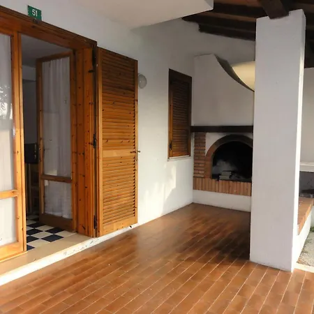 Villaggio Danubio بيبيوني