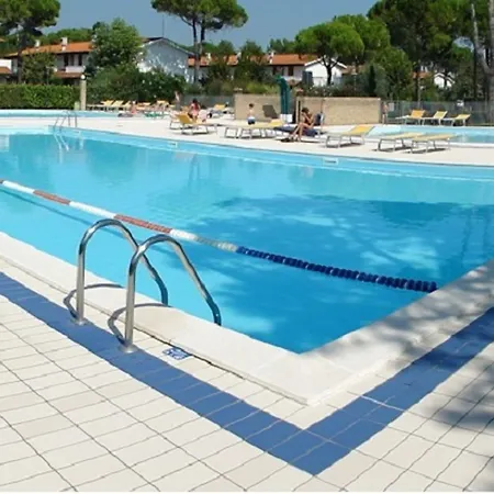 بيت للعطل Villaggio Danubio